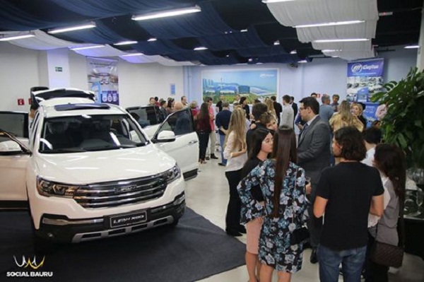 X80在bauru上市，經銷商clayton舉辦新車上市活動.jpg